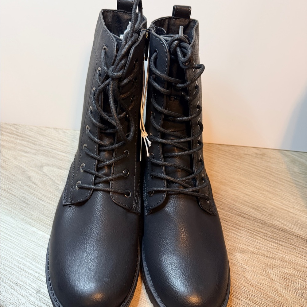 Amazon Essentials Collins Black Combat Boots NWT - image 2